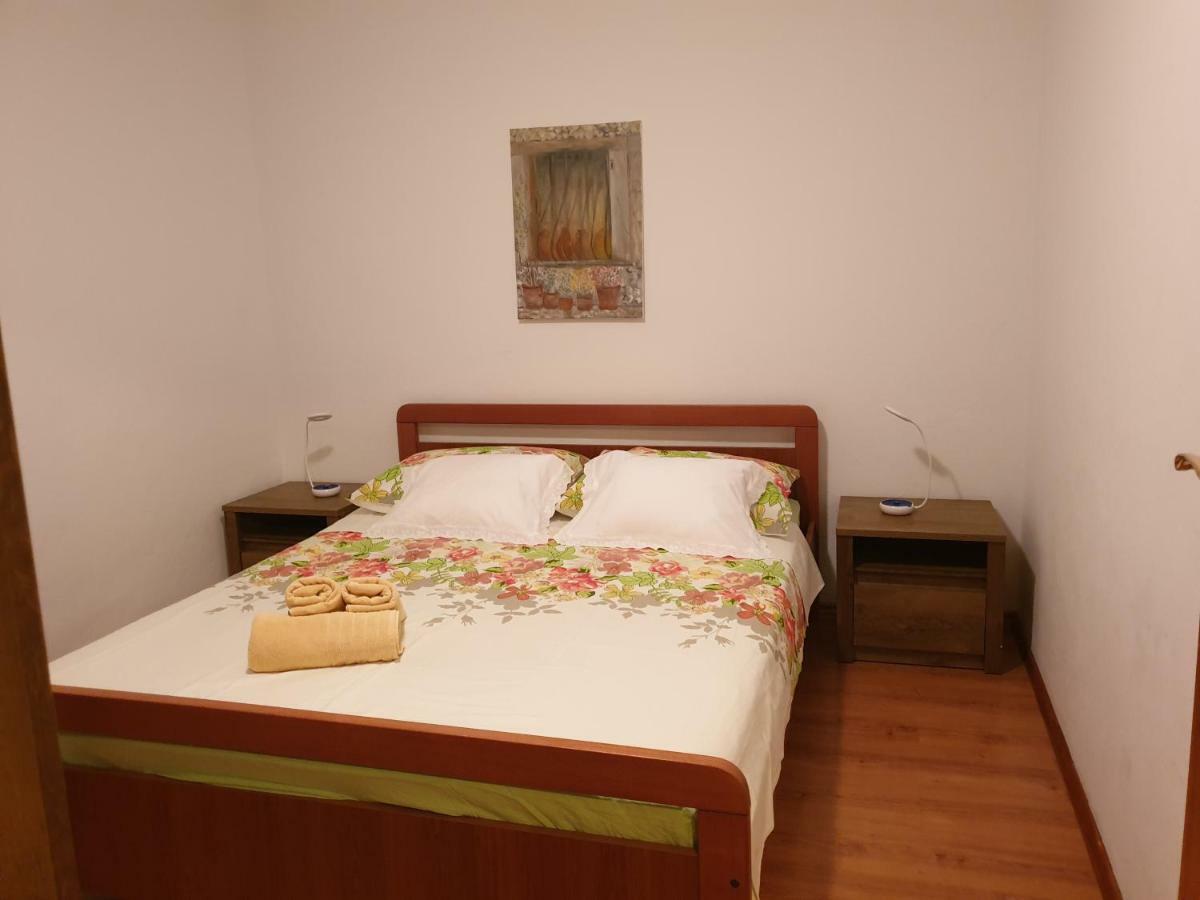 Lemon Tree Hotel Seget Donji Exterior photo